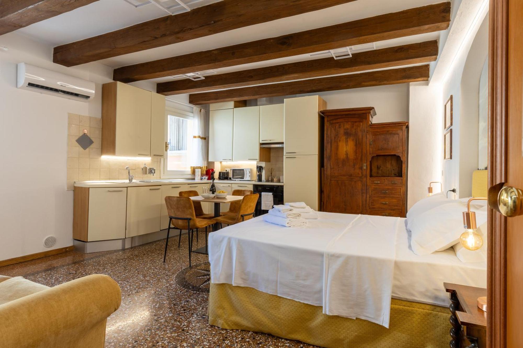 Frassinago Deluxe Suites-Bolognarooms Luaran gambar